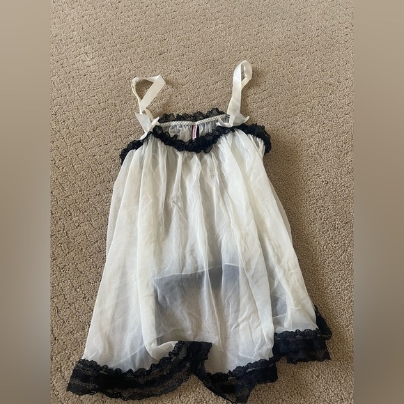 Victoria's Secret Other - Victoria’s Secret Sexy Little Things… Ivory & Black Lingerie Babydoll Bin 56